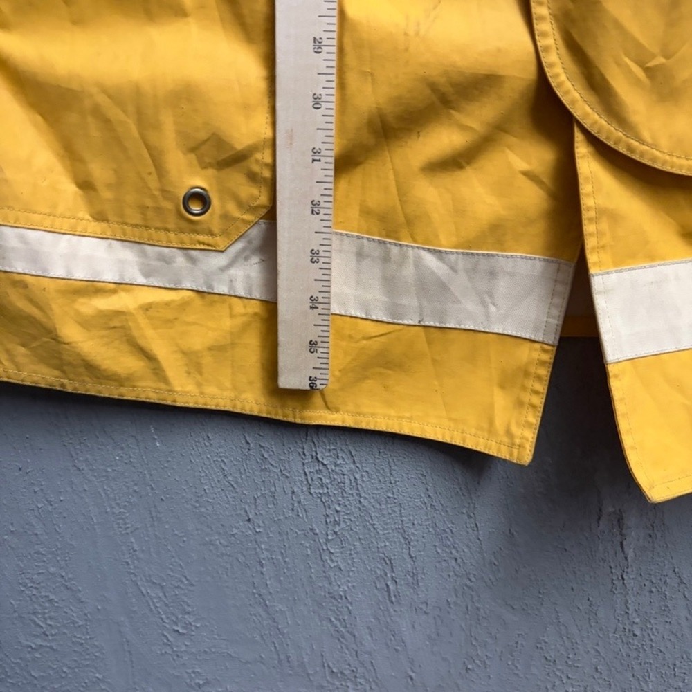 Vintage Tommy Hilfiger Fire Fighter Jacket XL Yellow 90s Maritime Expedition - Picture 10 of 11